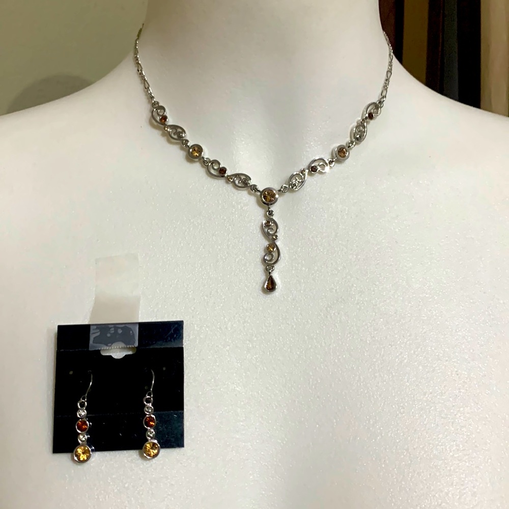 M4M  Beautiful  Necklace & Earrings Set  Silver Tone   Amber Rhinestones